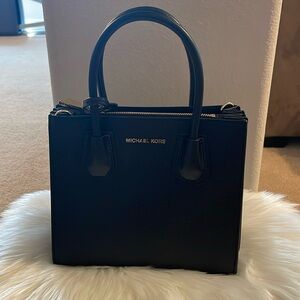 Michael Kors mini purse NWOT